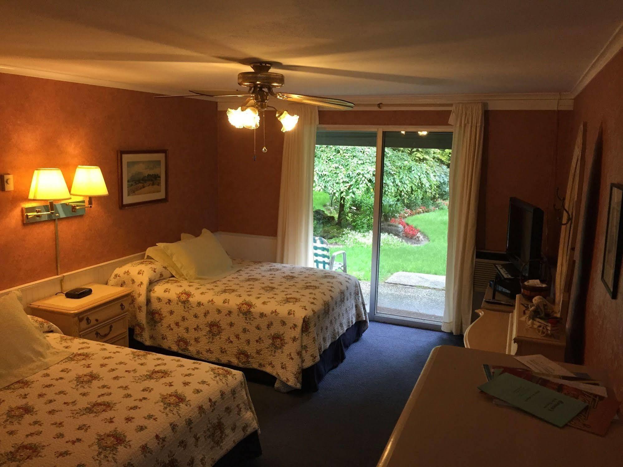Hamptons Vacation Inn Hampton Bays Εξωτερικό φωτογραφία